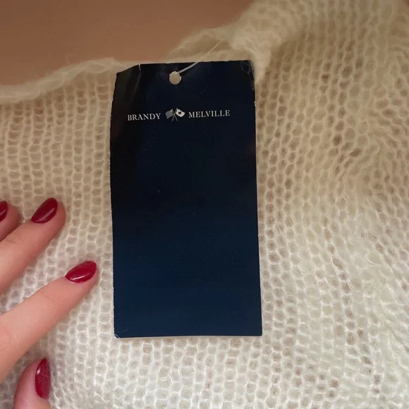 Brandy Melville cream sweater - Picture 2 of 3